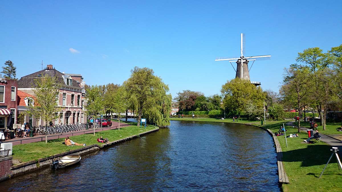 تحصیل در کشور هلند و در شهر آمستردام