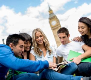 تحصیل در انگلستان - تحصیل در دبیرستان‌های انگلستان