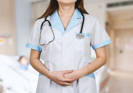شرایط دانشگاهی تحصیل رشته پرستاری در انگلستان