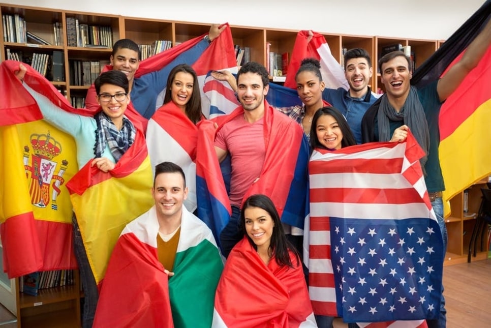 بیشترین شمار دانشجویان خارجی در کدام کشورها تحصیل می‌کنند؟