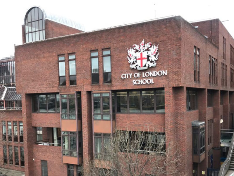 ساختمان مدرسه شهر لندن