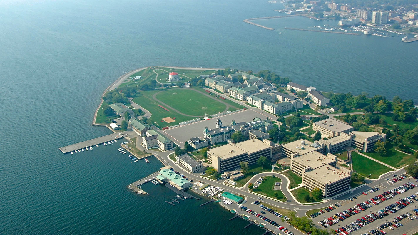 کالج نظامی سلطنتی کانادا (Royal Military College of Canada)