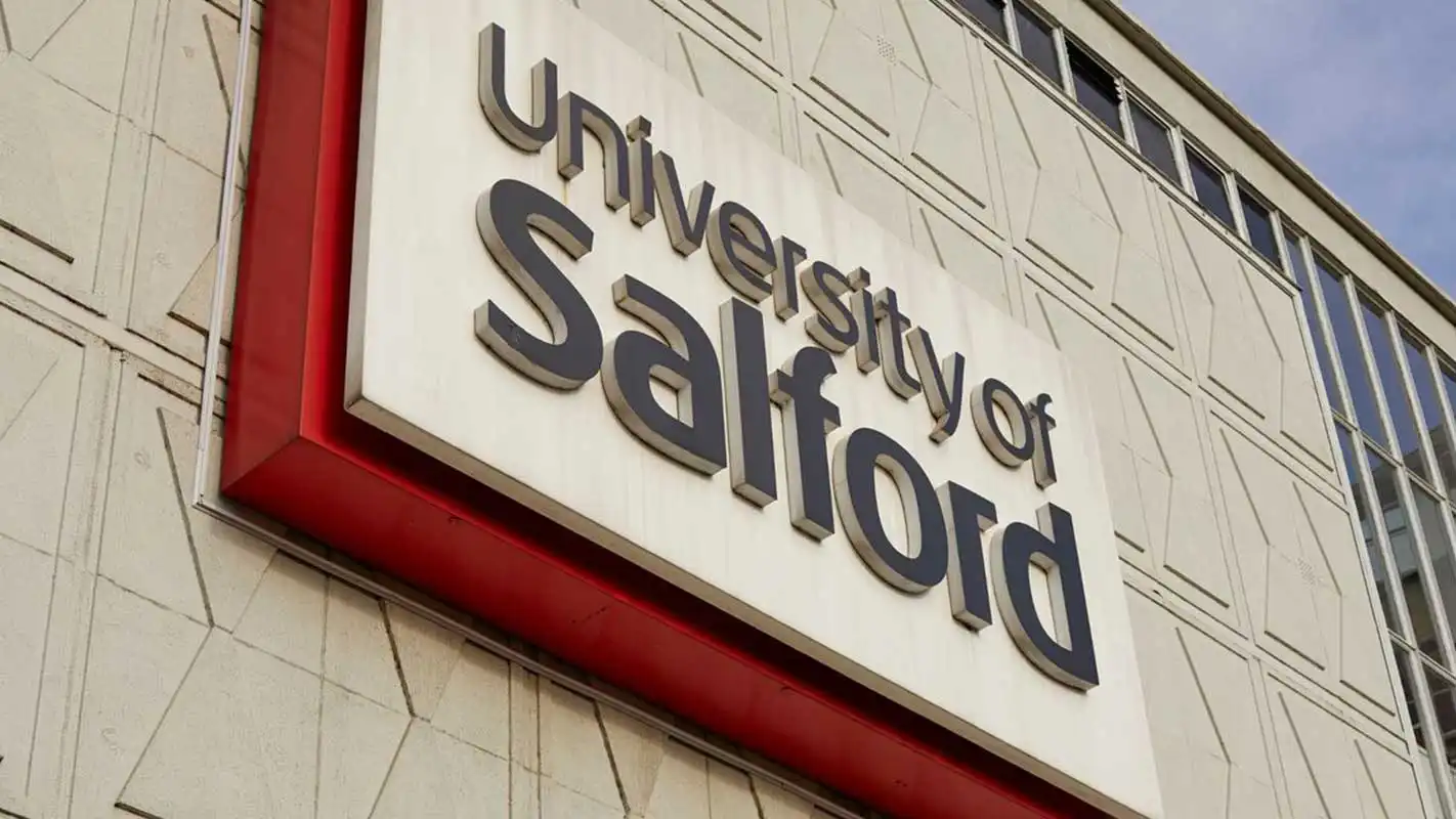 دانشگاه سالفورد (University of Salford)