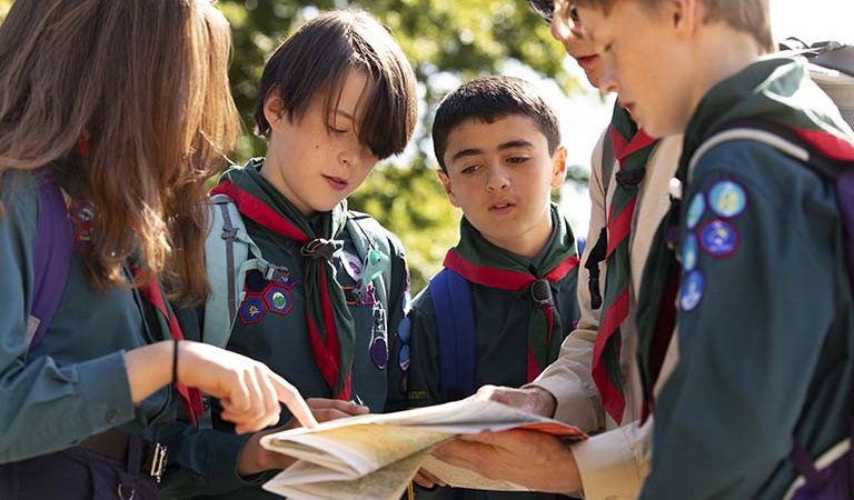 بررسی لیست مدارس ایرانی در تورنتو در سایت بلو اسکای